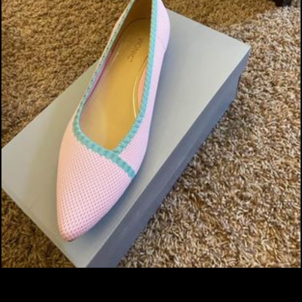 Vionic Flats